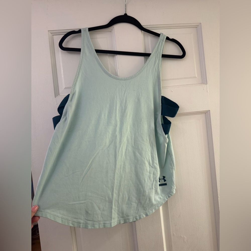 Under Armour Green Sleeveless Relaxed Tank Top - Picture 2 of 5
